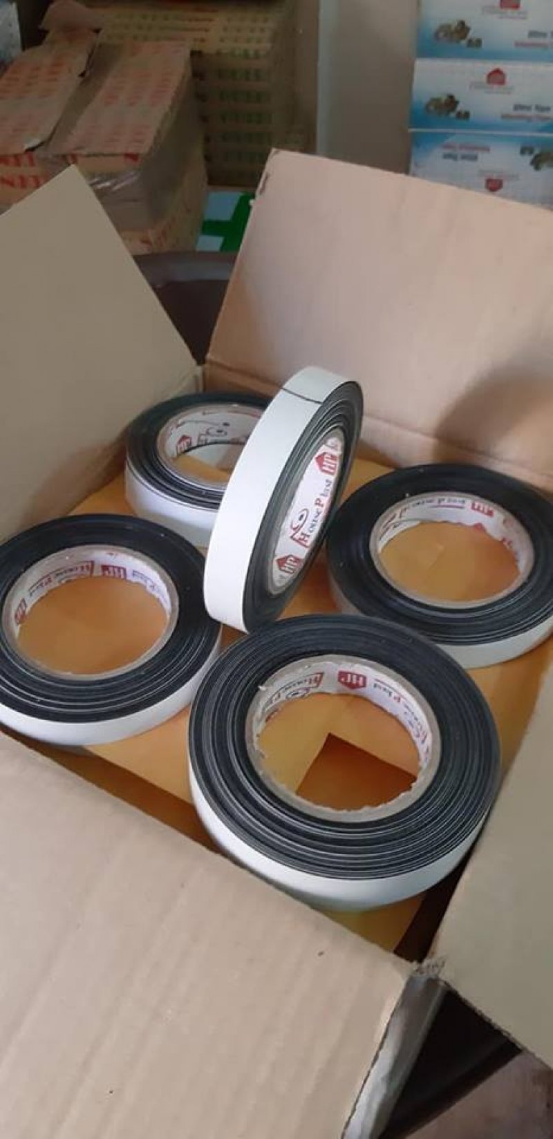 house plast  tape